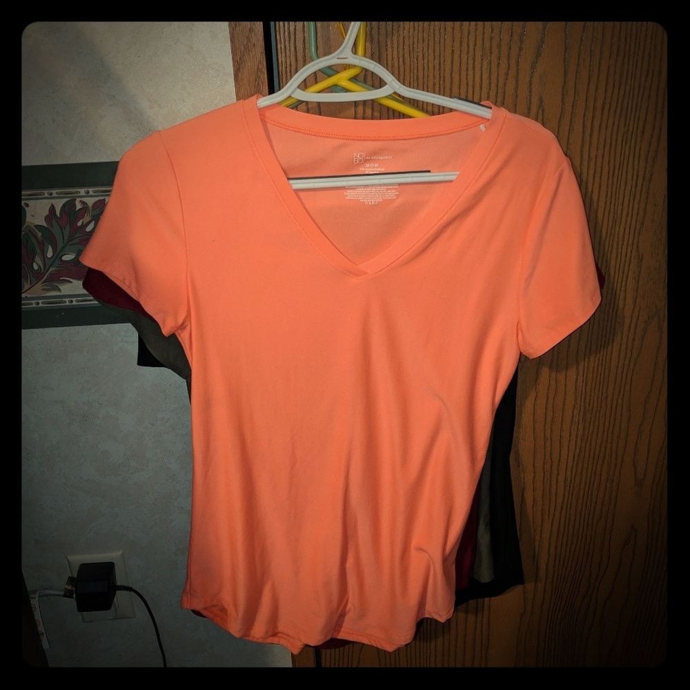 Nobo v neck